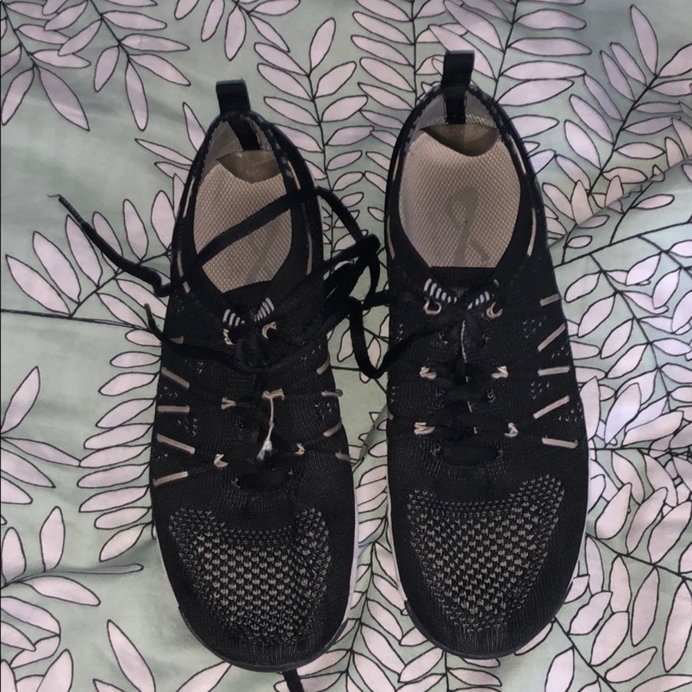 black nfinity flytes